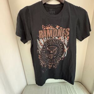 Ramones T Shirt Men's M 1-2-3-4 Graphic Band Tee 100% Cotton Punk Rock
